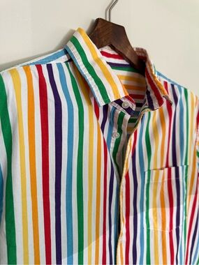 Trinity Collection Rainbow Stripe Short Sleeve Button-Up Shirt – Men’s XL